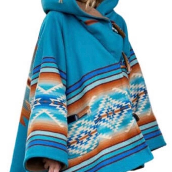 COPY - Yellowstone Season 3 Very soft Beth Dutton Blue Hooded Coat Poncho J.C f… - Picture 3 of 4